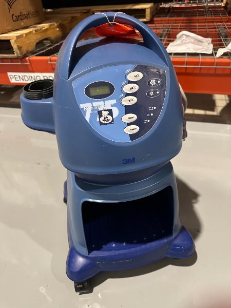 BAIR HUGGER 775