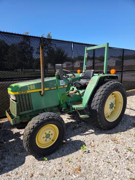 John Deere 1070 Tractor