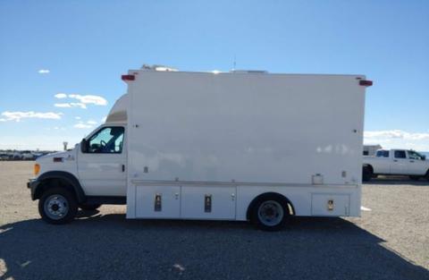 2003 FORD E-550