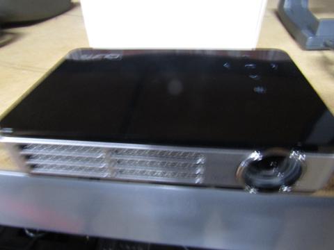 SMALL PROJECTOR