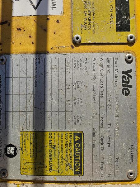 Forklift