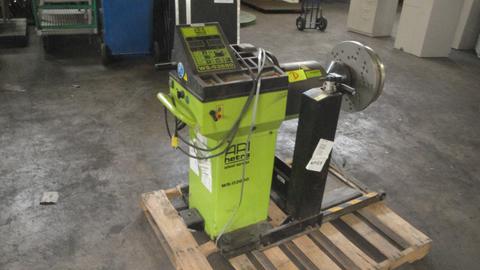 Wheel balancer