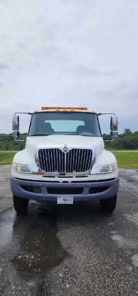 2007 International Rollback Flatbed Wrecker