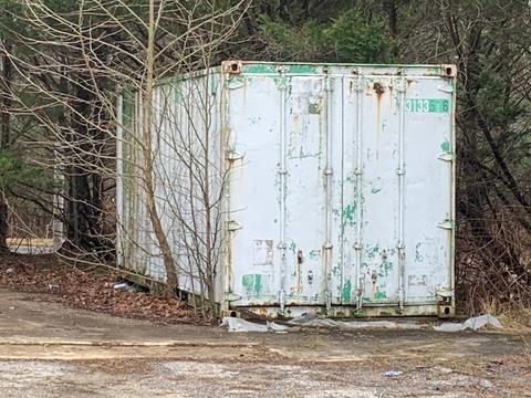SHIPPING CONTAINER