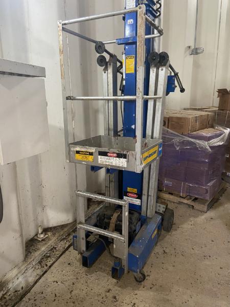 UPRIGHT LIFT