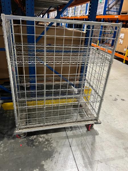 UTILITY CARTS/CAGES
