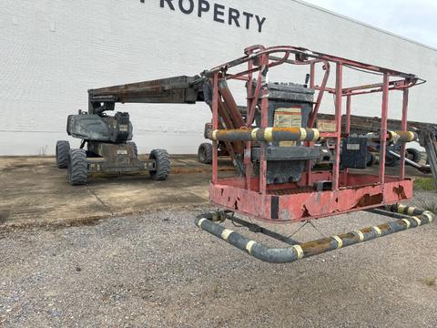 JLG 60 FT Manlift