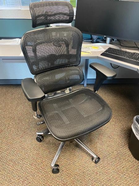 High-Back Ergonomic Mesh office chair