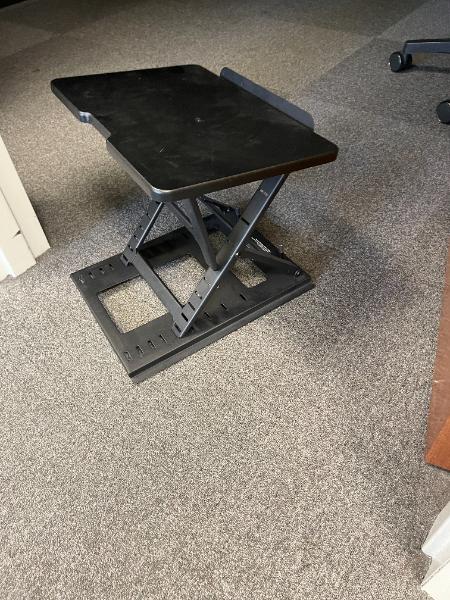 Raisable Laptop Computer Platform