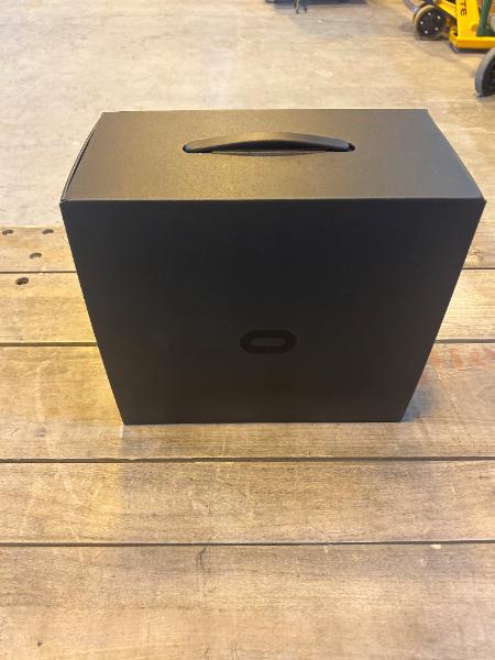 META RIFT S VIRTUAL REALITY HEADSETS