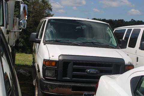 2013 FORD E350 VAN - A33121 - SCRAP