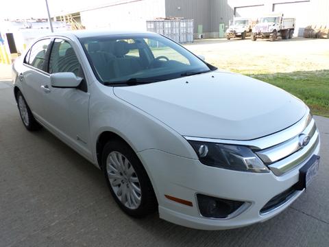 2012 FORD FUSION - NEEDS ENGINE REPAIRS