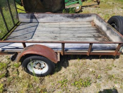 1999 Superior 1508-T 5'X8' Lawn and Garden Utility Trailer