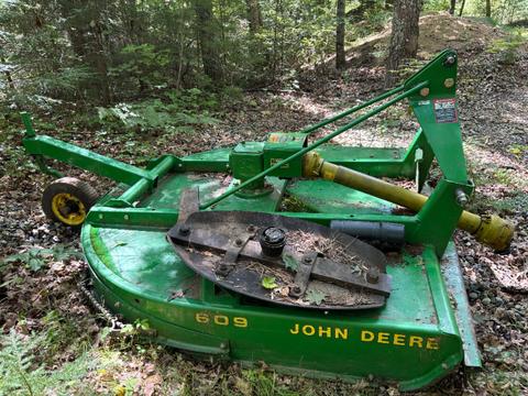 John Deere 609 Mower Deck Attachment