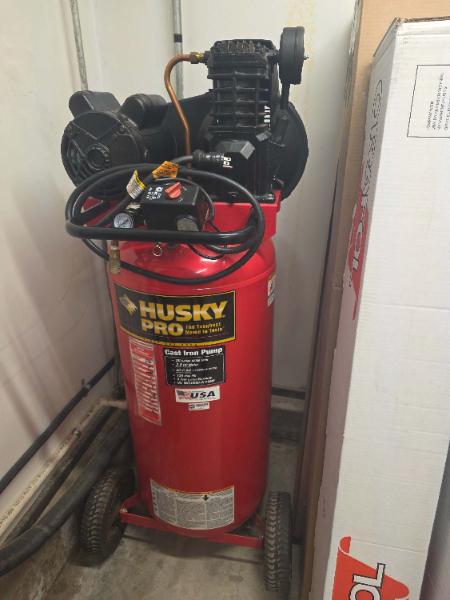 HUSKY AIR COMPRESSOR