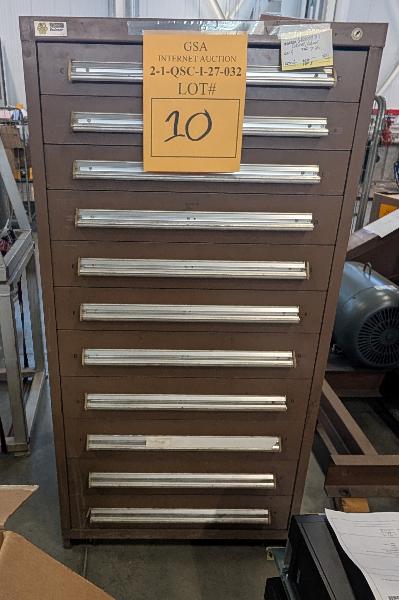 VIDMAR CABINET AND WORKBENCHES