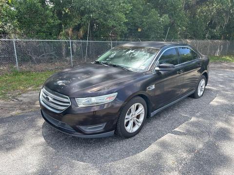 2014 FORD TAURUS 124604 -  LEFT REAR TIRE CUT