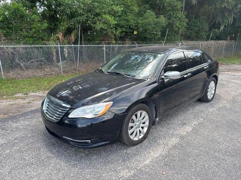 2013 CHRYSLER 200 -  BATTERY INOPERABLE