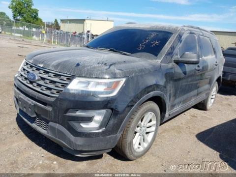 2017 FORD EXPLORER - BATTERY NEEDS JUMP START