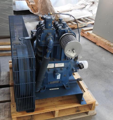 Quincy QR 25 Model 325 Industrial Air Compressor