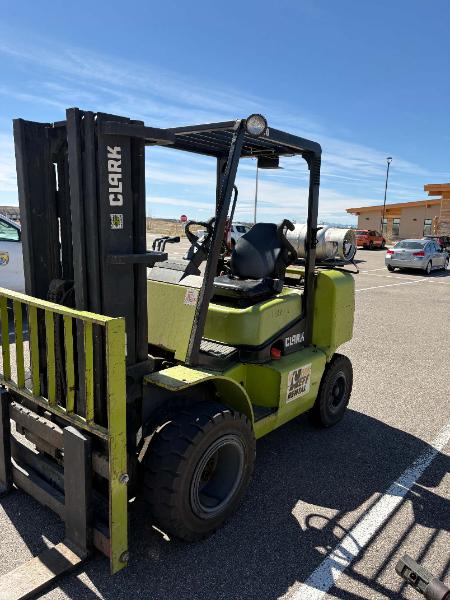 2003 Clark Forklift