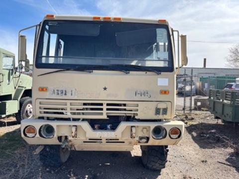 2002 Stewart Stevenson M1078A1 Truck