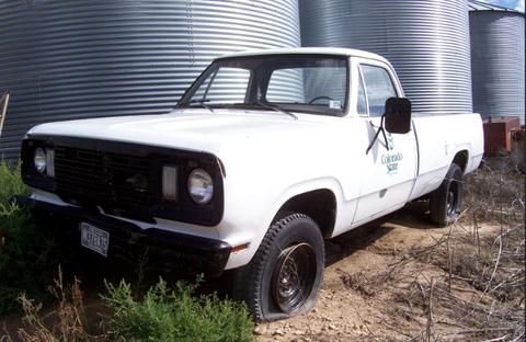 1977 Dodge W200 Truck