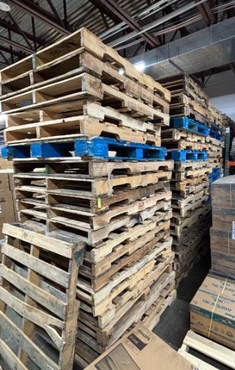 Wood Pallets 60EA