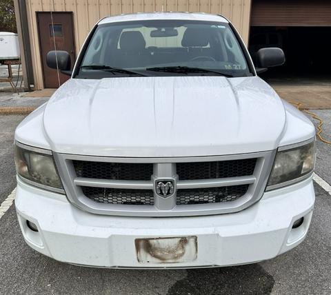 2011 Dodge Dakota 4X4 Truck