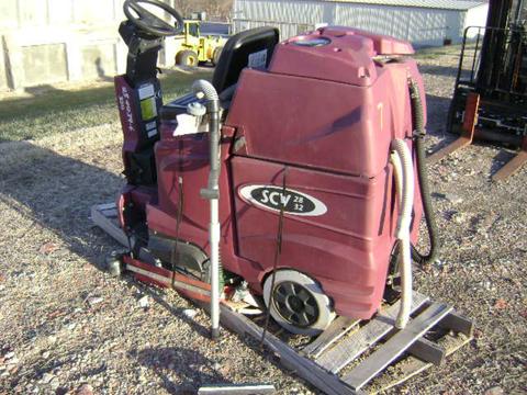 Minuteman SCV 28-32 Rider Scrubber