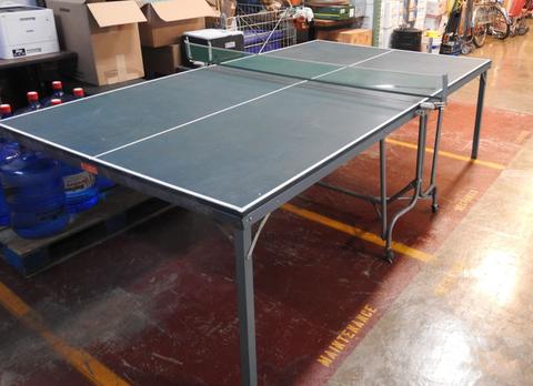 Folding Ping Pong Table
