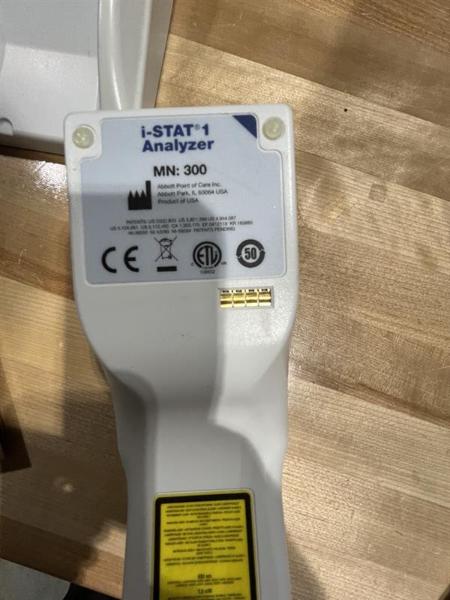 11 i-STAT Clinical Analyzers