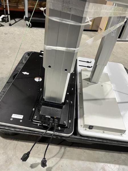 2 Sit to Stand Desk