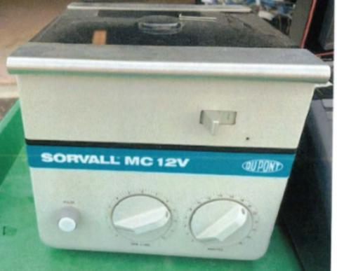 Sovall MC-12V Microcentrifuge.