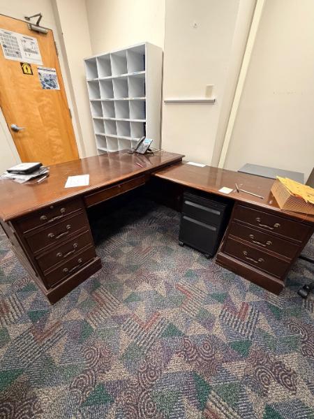 L Shaped Wooden Desk