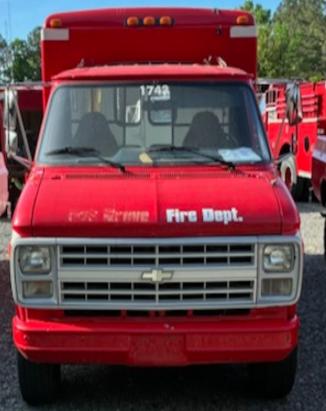1986 Chevrolet Truck, 1-ton 4x2
