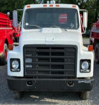 1985 International Truck, 2.5-ton 4x2