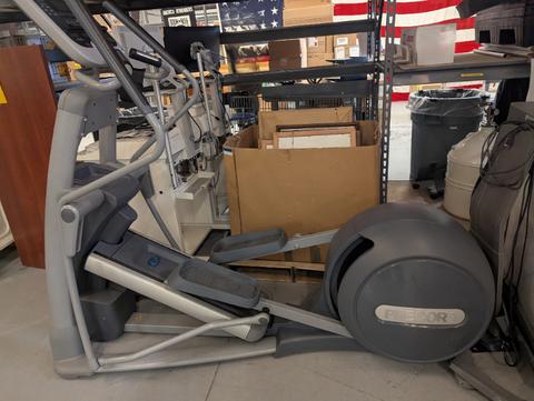 Precor EFX 835 Elliptical  p30 Console: