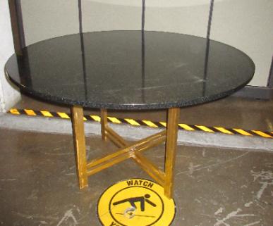 Round Table Lot