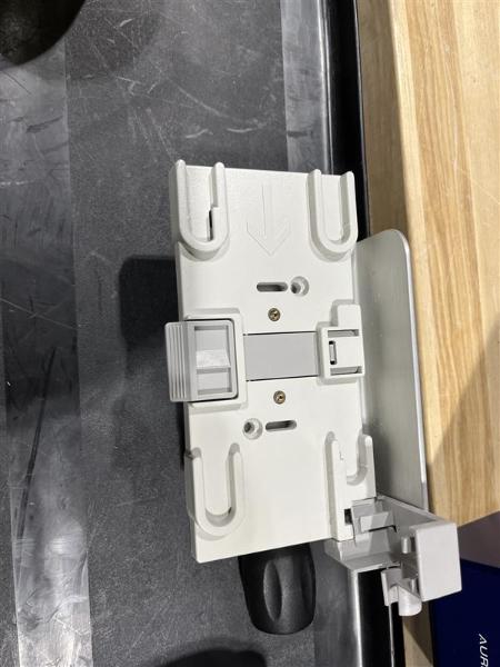 25 Philips IntelliVue MX800 patient monitors