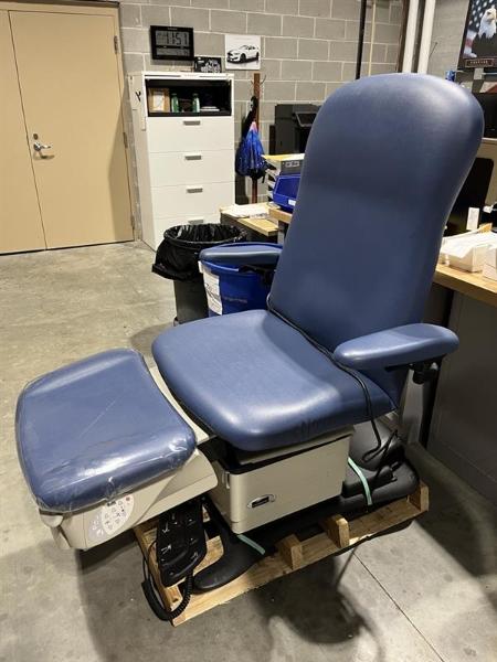 Midmark Corporation Model 647 Podiatry Procedure Chair