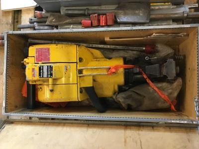 Pionjar  Rock Drill (1) and Kango Hammer Drill (1)