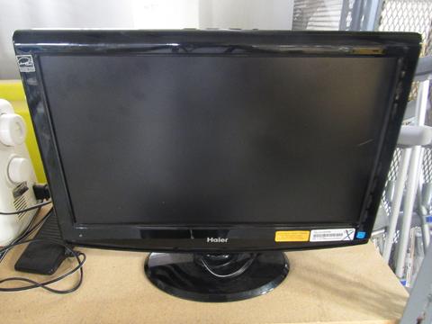 22 Inch TV with DVD Player