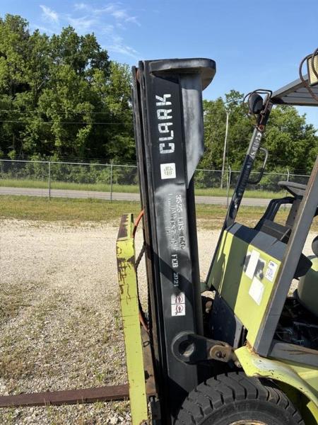 Clark Forklift