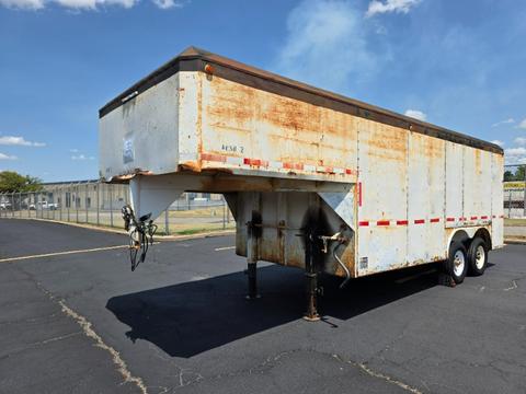 1990 Gooseneck Trailer