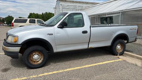 2000 Ford F150 4X4 Truck