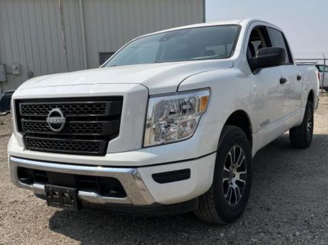 2024 Nissan Titan 4X4