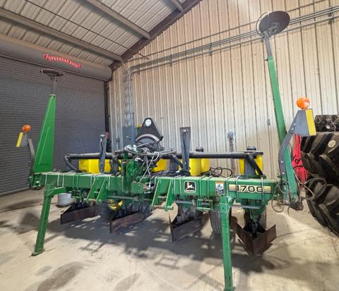 2000 John Deere JD1700 Seed Drill