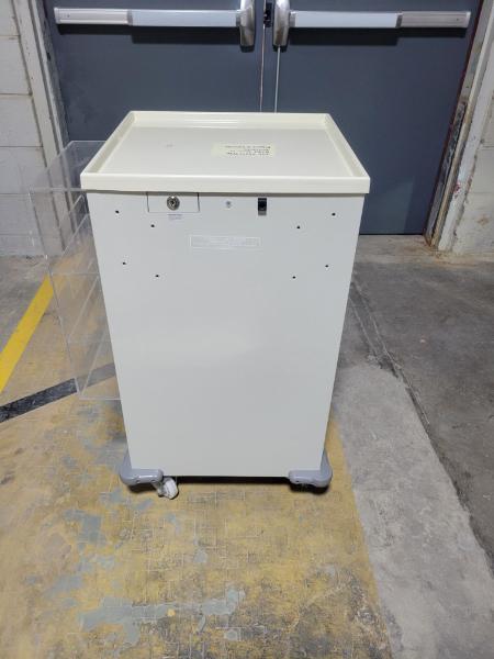 3 Armstrong Medical Industries AMC4B Autolock Carts