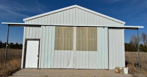 30'x25' Sheet Metal Building